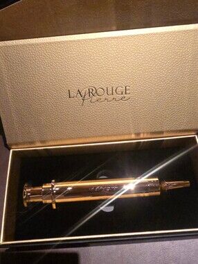 La Rouge Pierre Gold Facelift  Syringe Case